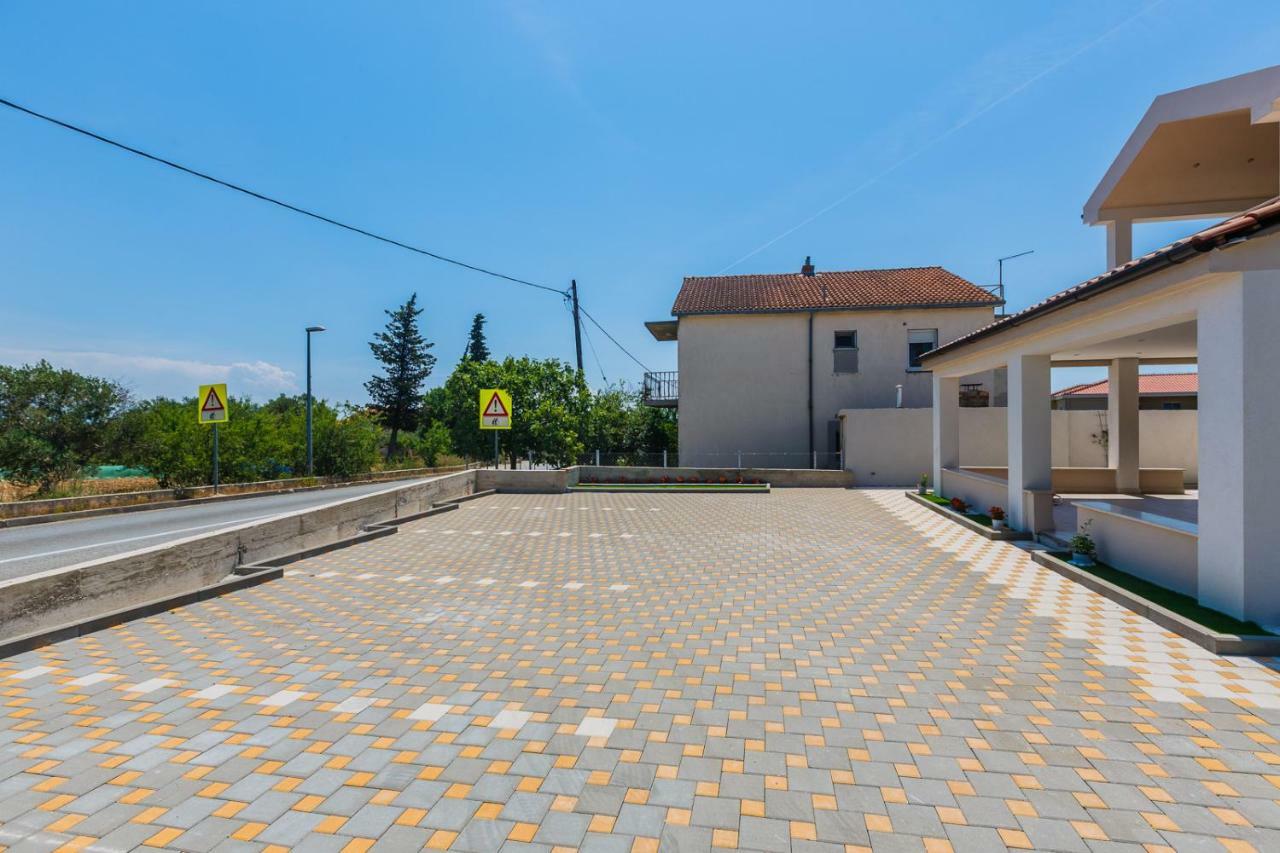 Apartmani Nikola Plano Exteriér fotografie